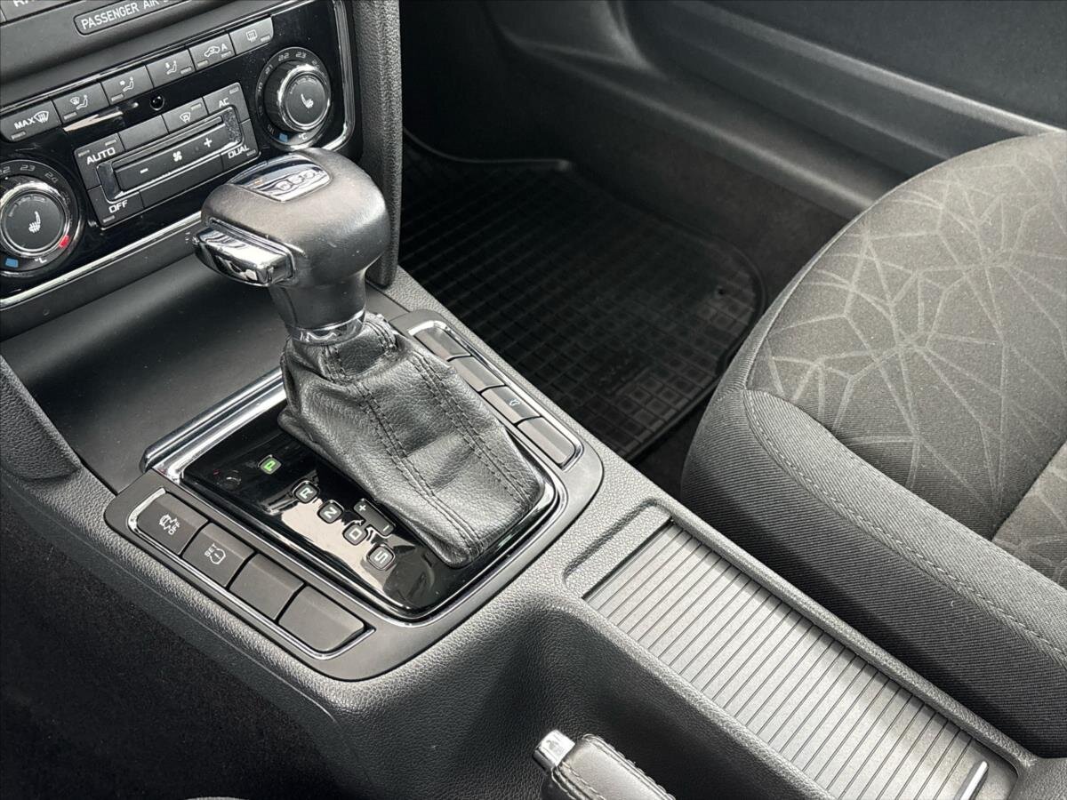 Škoda Superb Kombi 2,0 l 103 kw