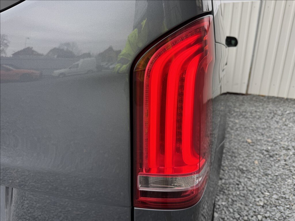 Mercedes-Benz Třídy V Kombi 2,1 l 120 kw