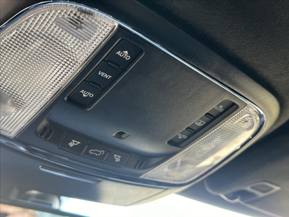 Jeep Grand Cherokee SUV / Terénní 3,0 l 184 kw