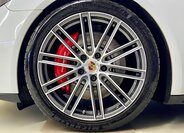 Porsche Panamera Kombi 4,0 l 338 kw