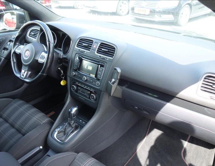 Volkswagen Golf Hatchback 2,0 l 125 kw