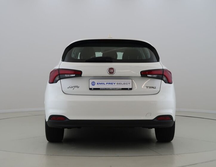 Fiat Tipo Sedan / Limuzína 1,4 l 70 kw