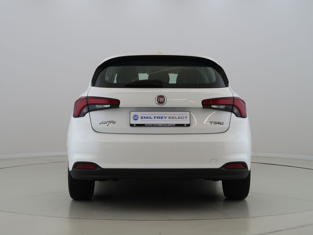 Fiat Tipo Sedan / Limuzína 1,4 l 70 kw