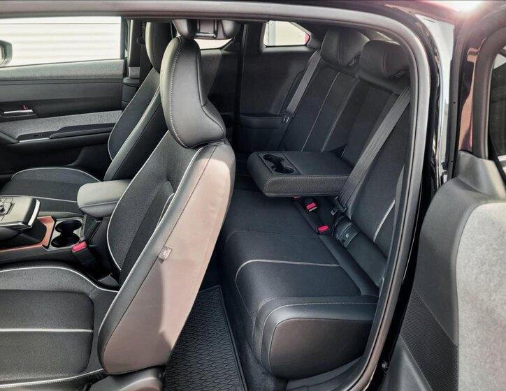 Mazda MX-30 Hatchback 829,0 125 kw