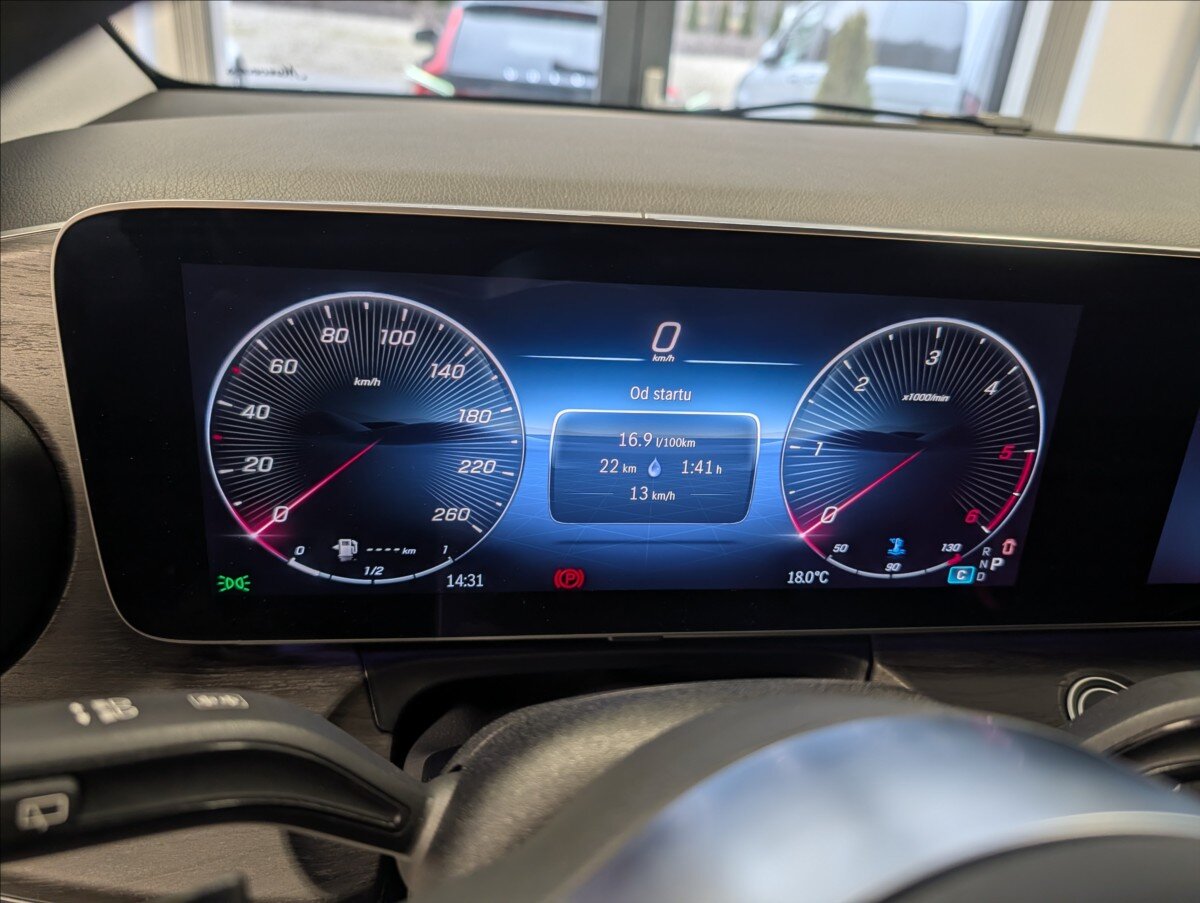 Mercedes-Benz Třídy V VAN-Minibus 2,0 l 174 kw