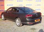 Volkswagen Passat Sedan / Limuzína 2,0 l 110 kw