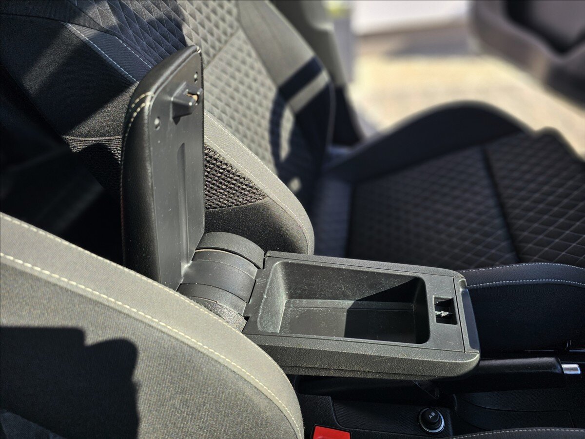 Škoda Rapid Hatchback 999,0 81 kw