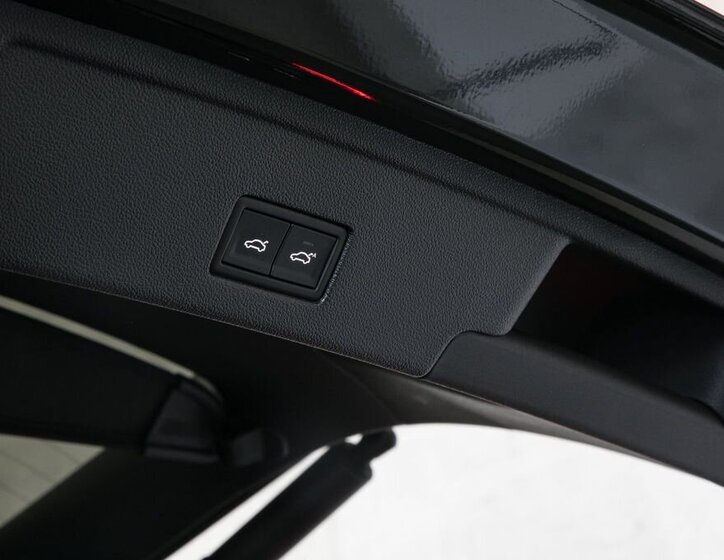 Volkswagen Touareg SUV 3,0 l 170 kw