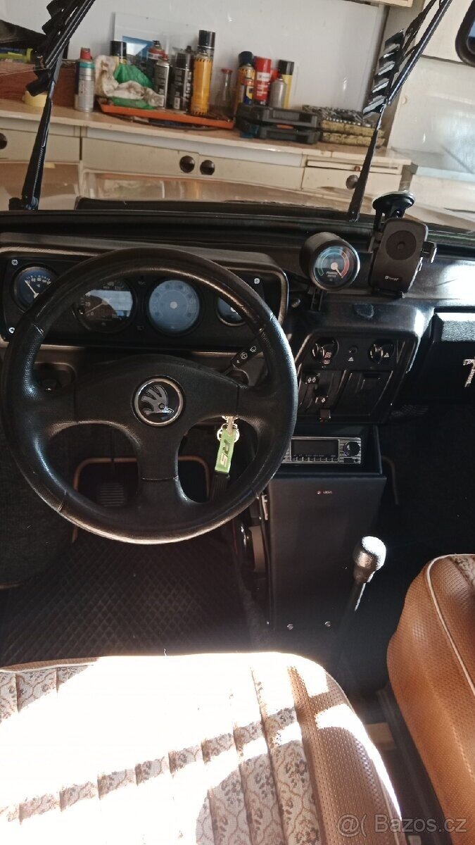 Škoda 120 Sedan / Limuzína 0,0 0