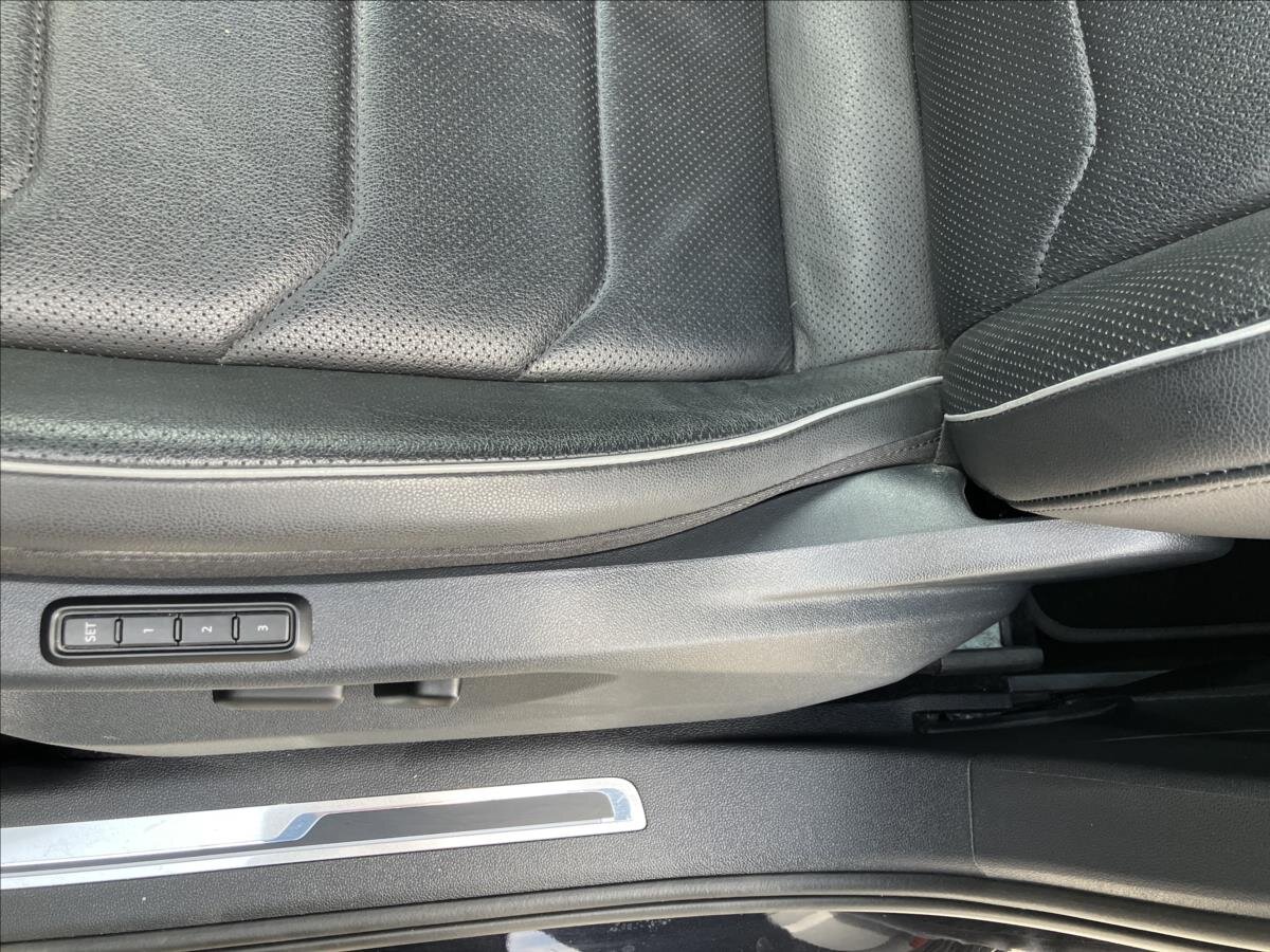 Volkswagen Tiguan SUV / Terénní 2,0 l 110 kw