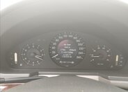 Mercedes-Benz Třídy E Sedan / Limuzína 1,8 l 120 kw