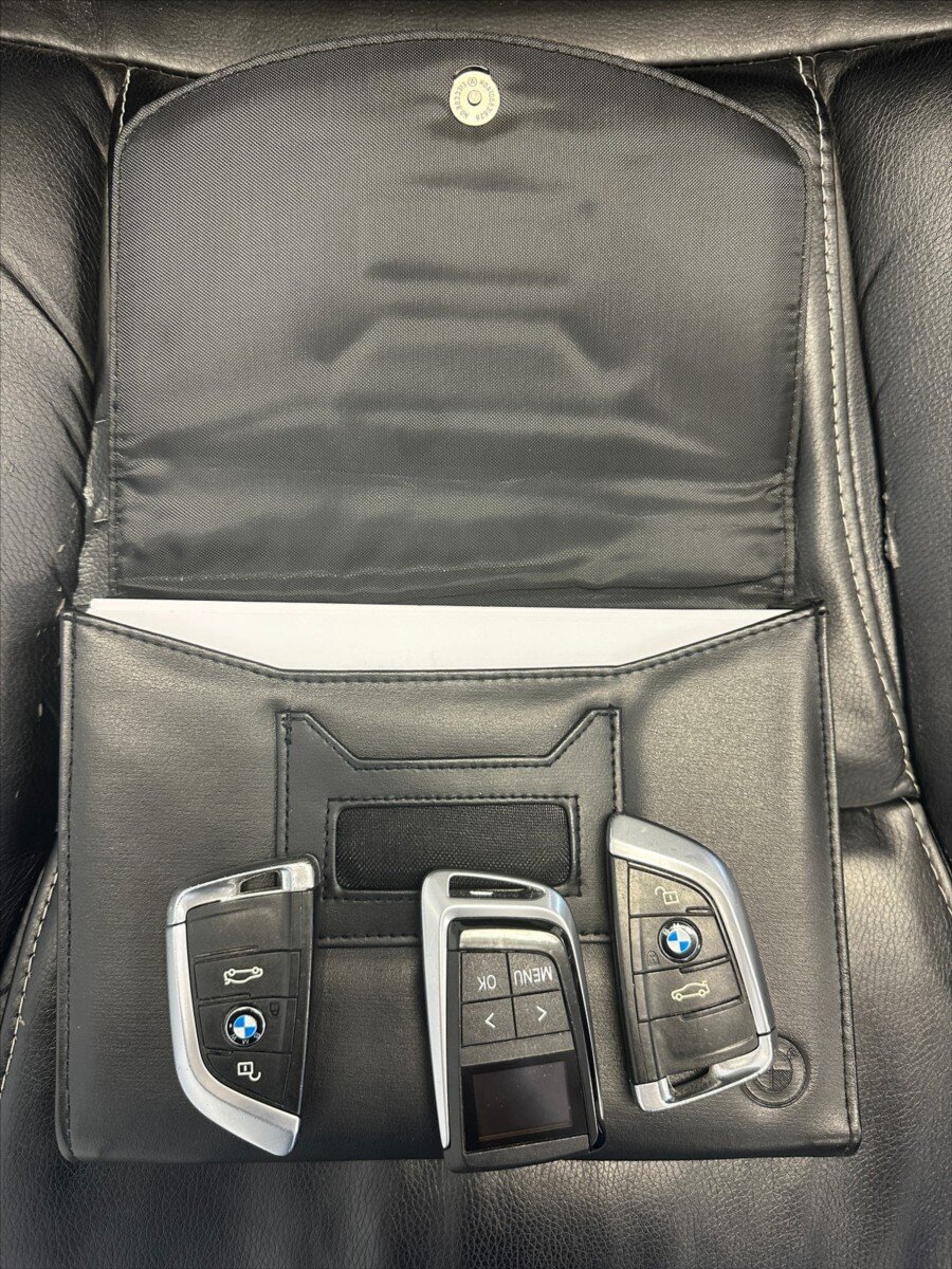 BMW X5 Kombi 3,0 l 280 kw