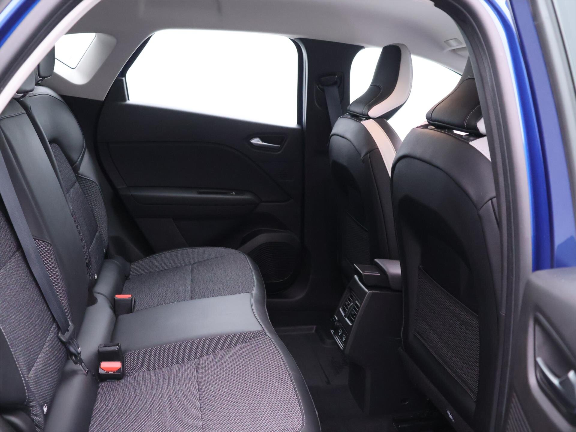 Renault Captur SUV / Terénní 1,6 l 68 kw