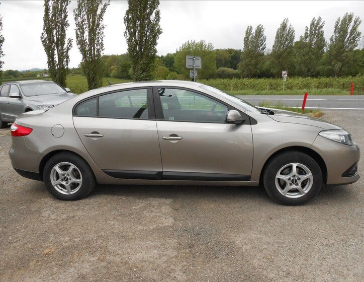 Renault Fluence Sedan / Limuzína 1,6 l 82 kw