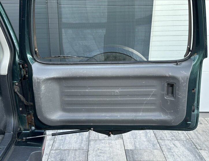 Suzuki Jimny Ostatní 1,3 l 60 kw