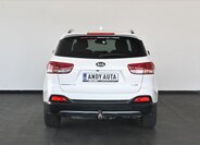 KIA Sorento 4