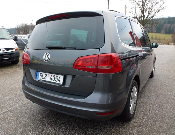 Volkswagen Sharan Kombi 2,0 l 125 kw