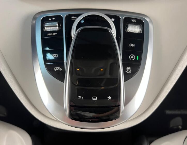 Mercedes-Benz Třídy V 17