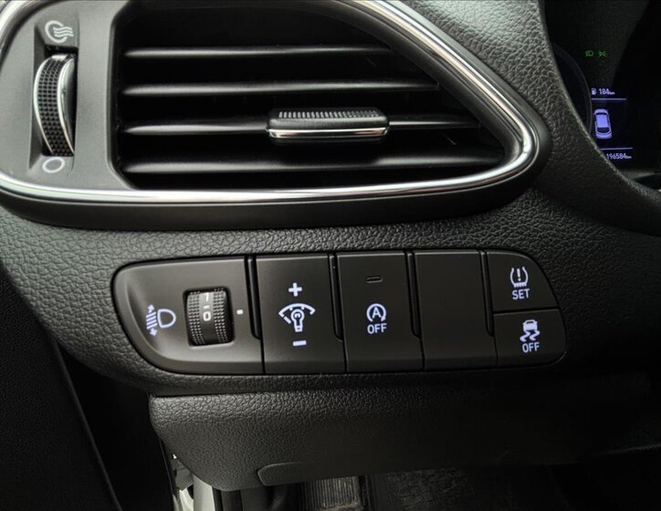 Hyundai i30 Kombi 1,6 l 85 kw