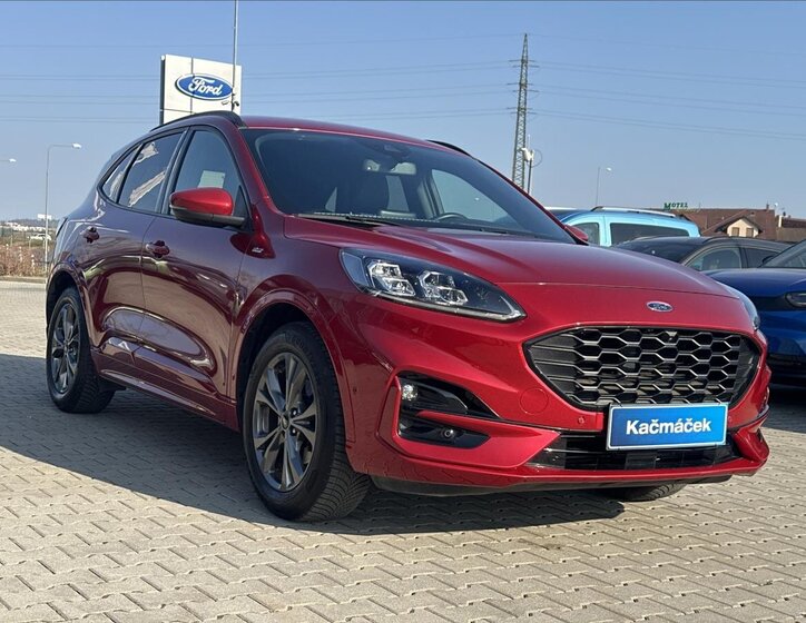 Ford Kuga SUV / Terénní 1,5 l 110 kw