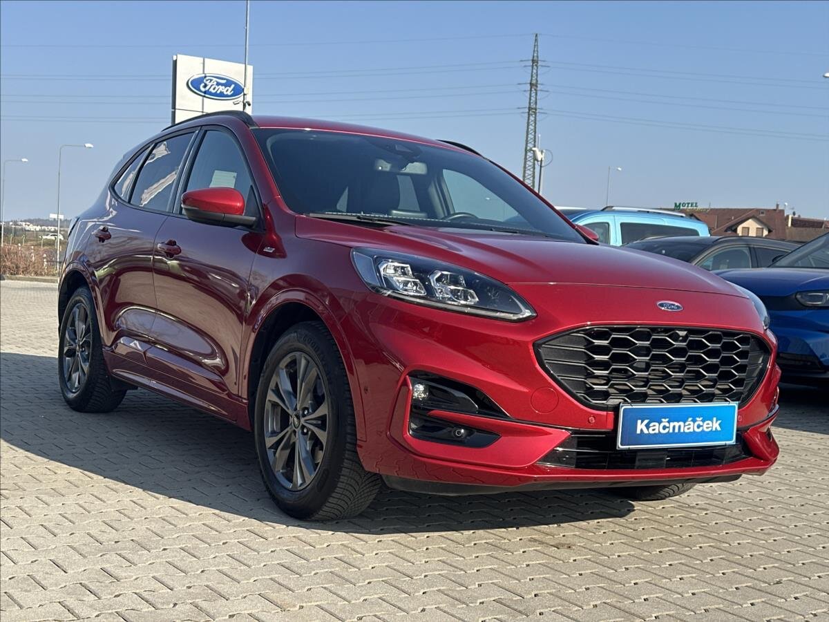Ford Kuga SUV / Terénní 1,5 l 110 kw