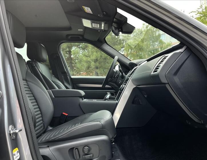 Land Rover Discovery 36