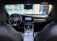 Alfa Romeo Giulia 19