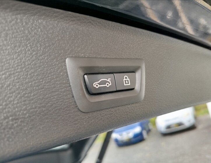 BMW X3 SUV / Terénní 3,0 l 190 kw