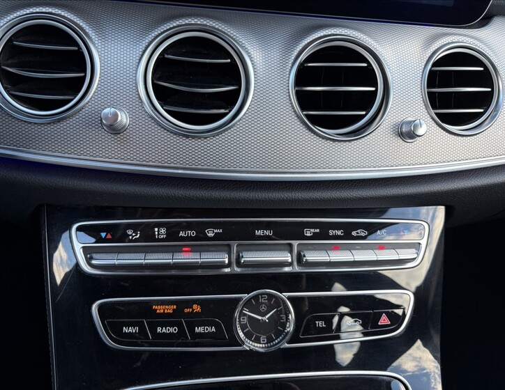 Mercedes-Benz Třídy E 16