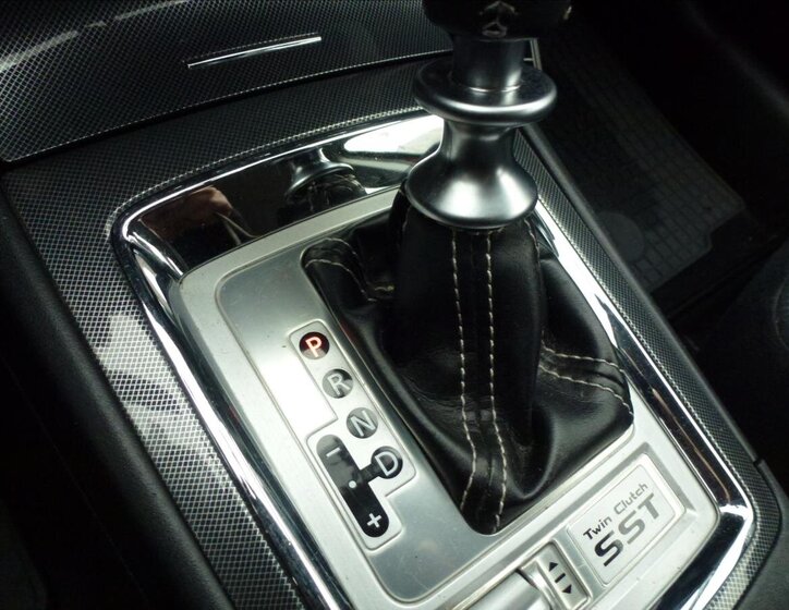 Mitsubishi Lancer Hatchback 2,0 l 217 kw