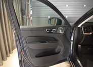 Volvo XC60 SUV / Terénní 2,0 l 257 kw