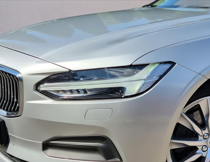 Volvo V90 Kombi 2,0 l 145 kw