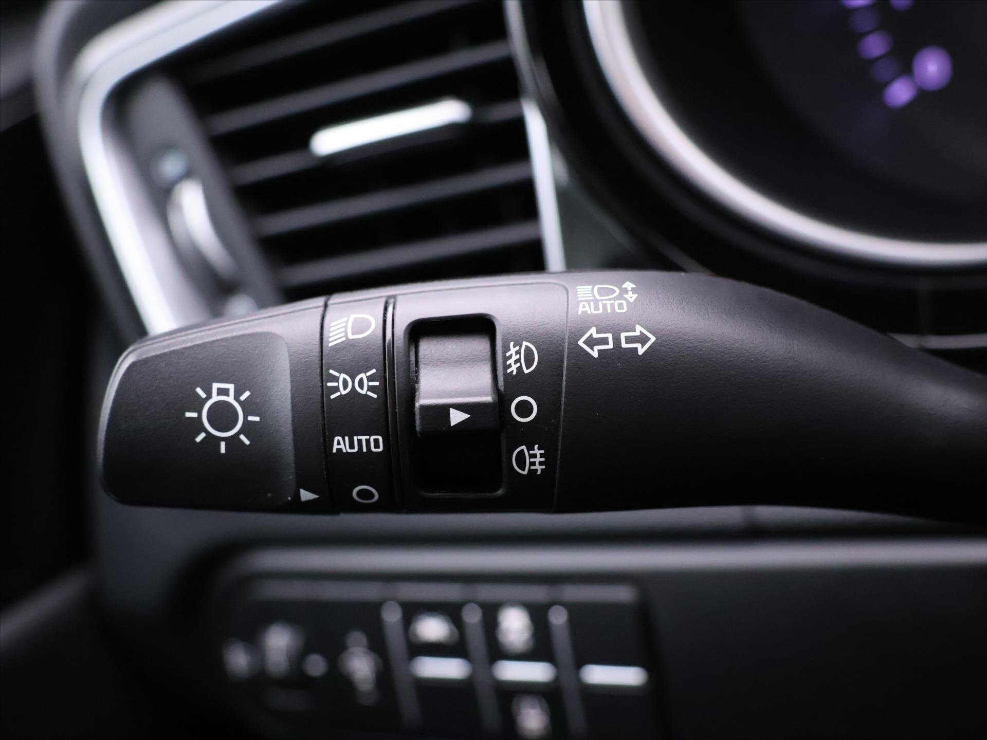 KIA XCeed SUV / Terénní 1,5 l 117 kw