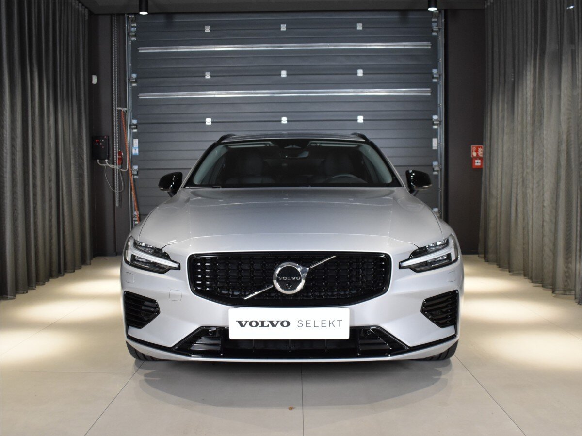 Volvo V60 Kombi 2,0 l 257 kw