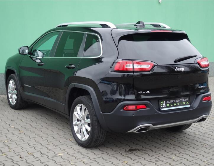 Jeep Cherokee 15