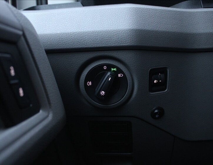 Volkswagen Crafter Skříň 2,0 l 103 kw