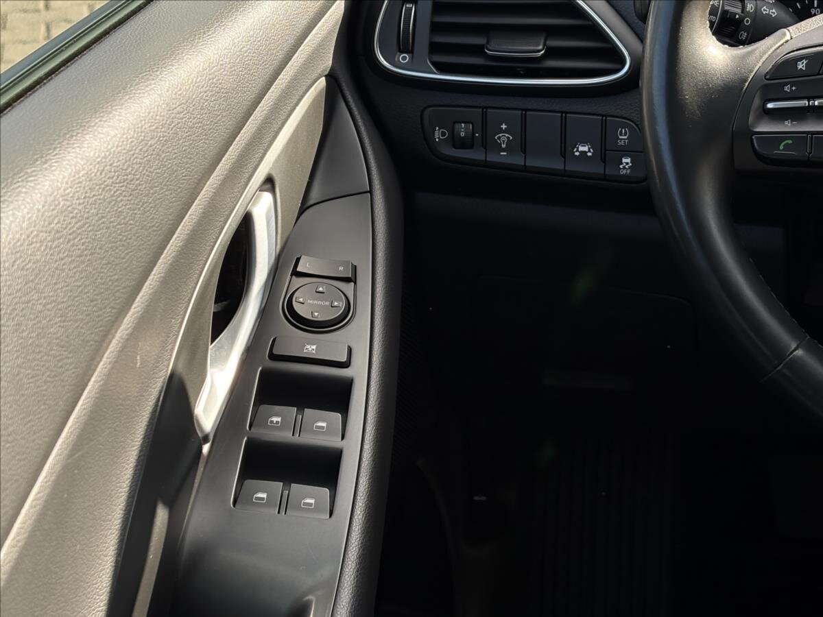 Hyundai i30 Kombi 1,4 l 103 kw