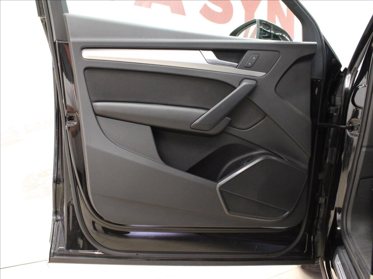 Audi Q5 SUV / Terénní 2,0 l 120 kw