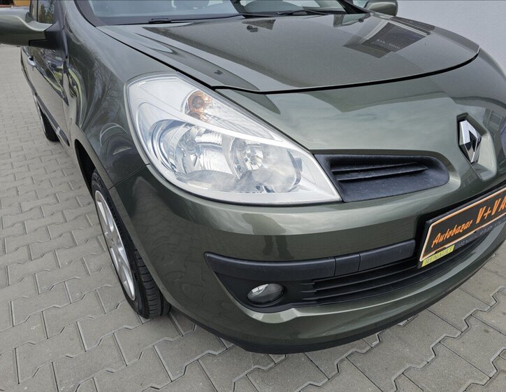 Renault Clio Kombi 1,1 l 55 kw