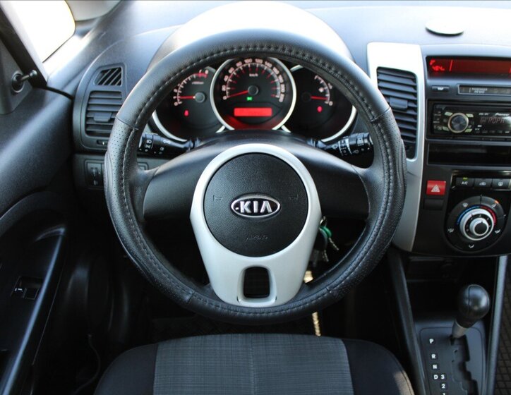 KIA Venga Hatchback 1,6 l 91 kw