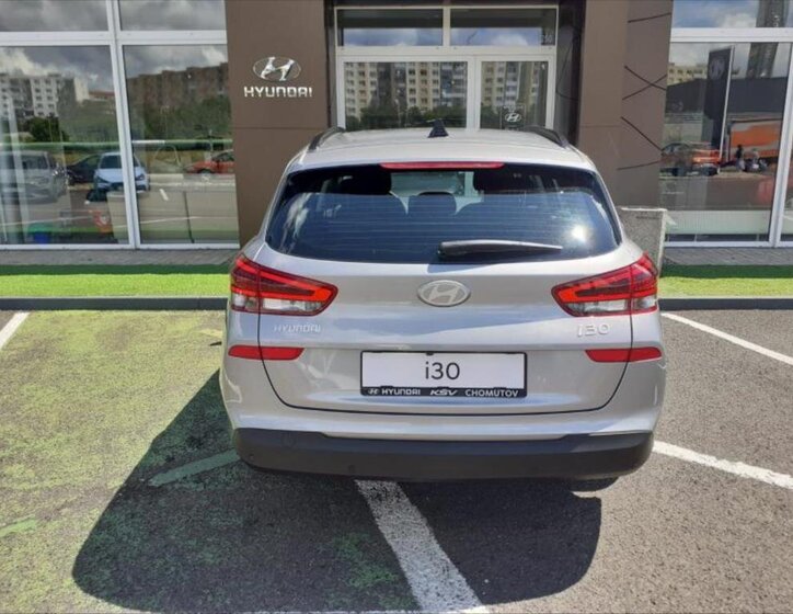 Hyundai i30 Kombi 998,0 85 kw