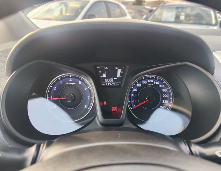 Hyundai ix20 MPV 1,4 l 66 kw