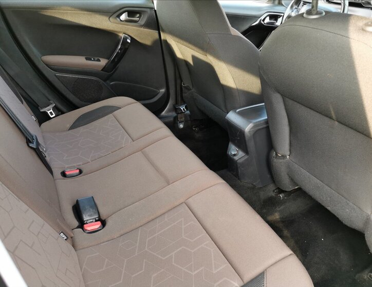 Peugeot 2008 Kombi 1,4 l 50 kw