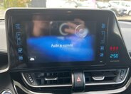 Toyota C-HR SUV / Terénní 1,8 l 72 kw