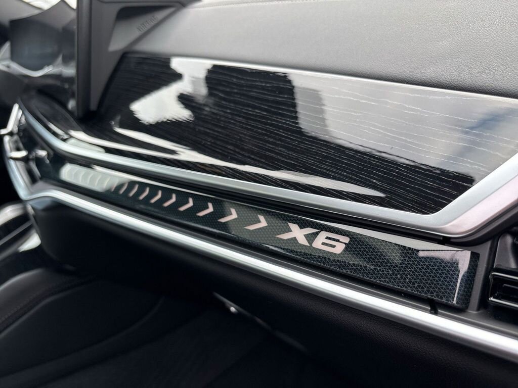 BMW X6 SUV / Terénní 3,0 l 250 kw