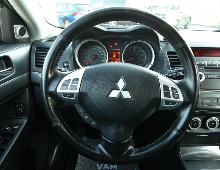 Mitsubishi Lancer Hatchback 1,8 l 105 kw