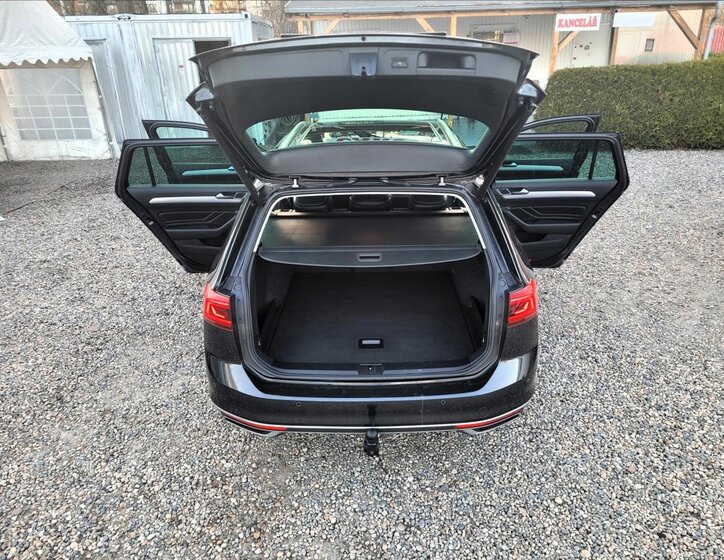 Volkswagen Passat Kombi 2,0 l 90 kw