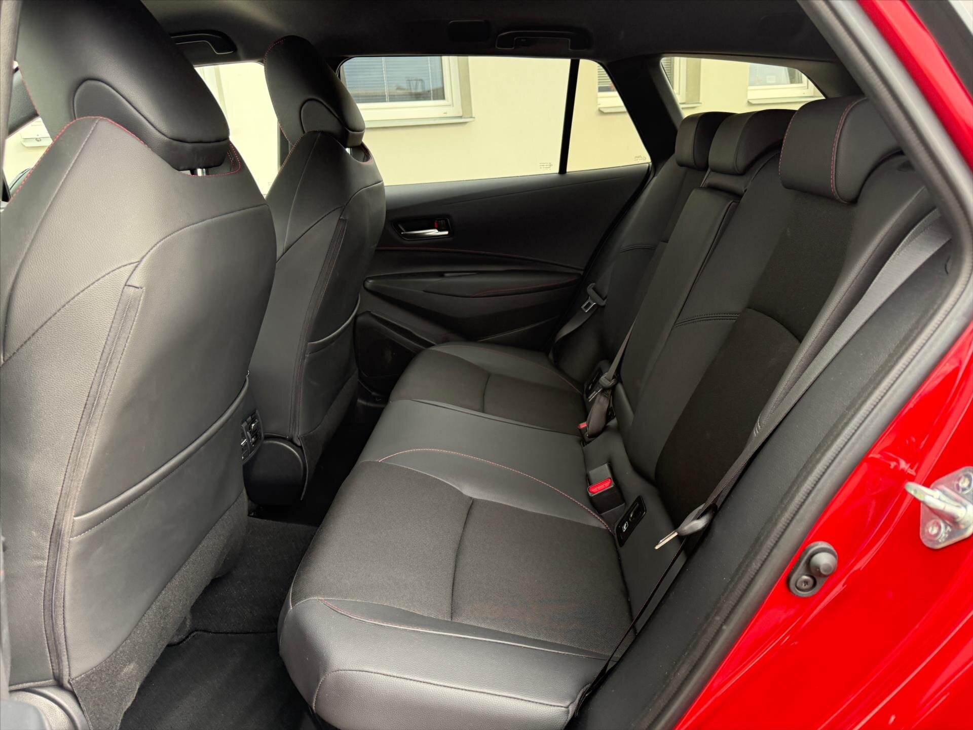 Toyota Corolla Kombi 2,0 l 112 kw