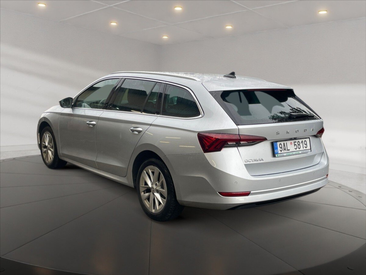 Škoda Octavia Kombi 2,0 l 85 kw