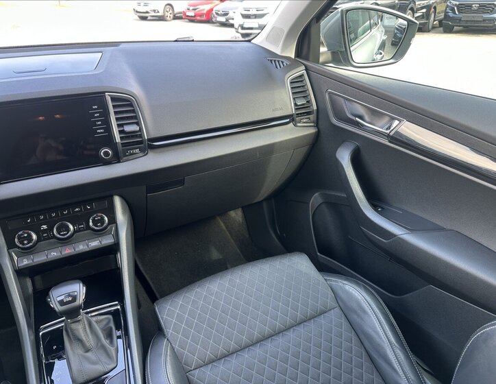 Škoda Karoq Kombi 1,5 l 110 kw